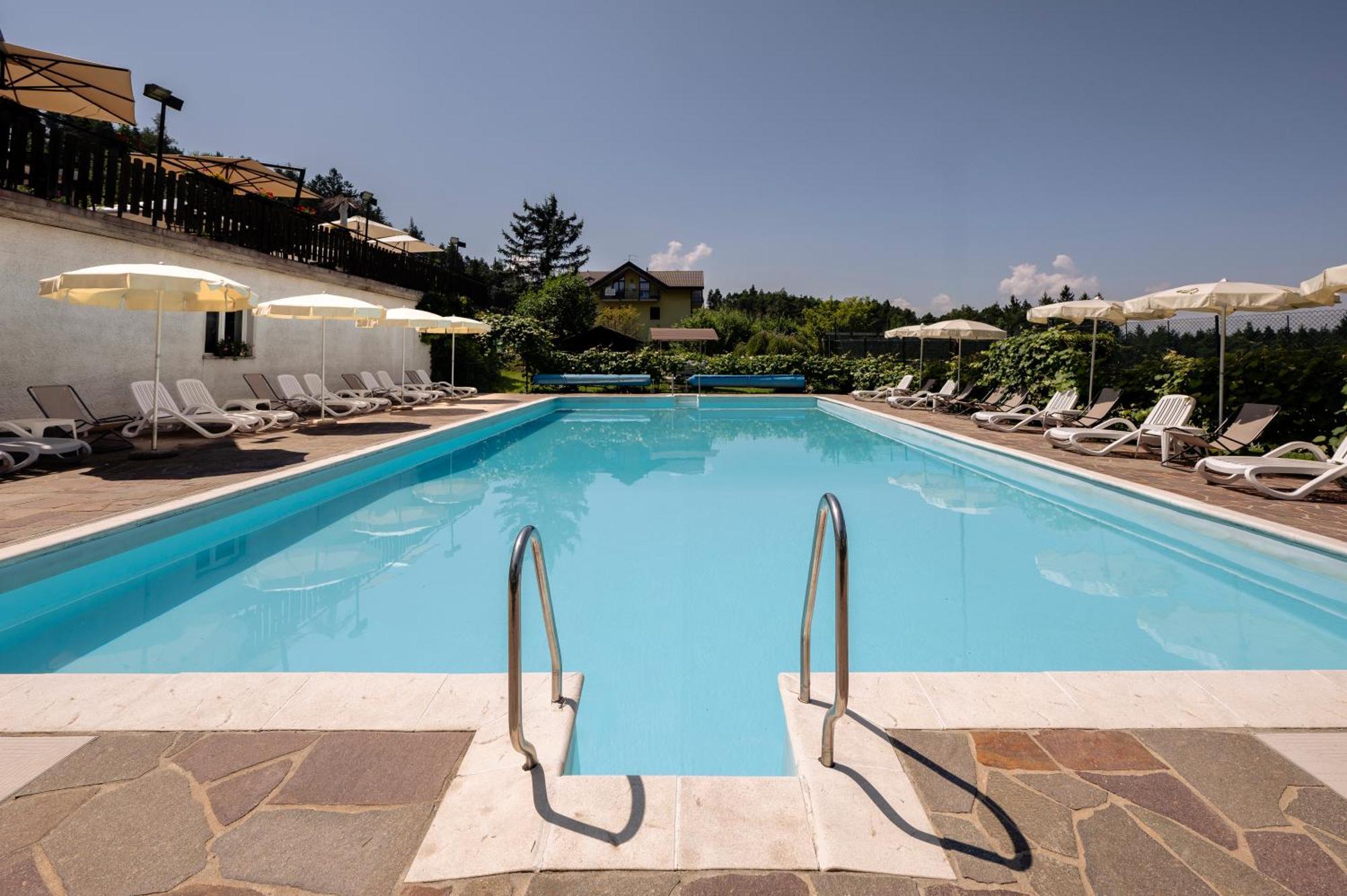 Hotel Scoiattolo Baselga di Pinè المظهر الخارجي الصورة